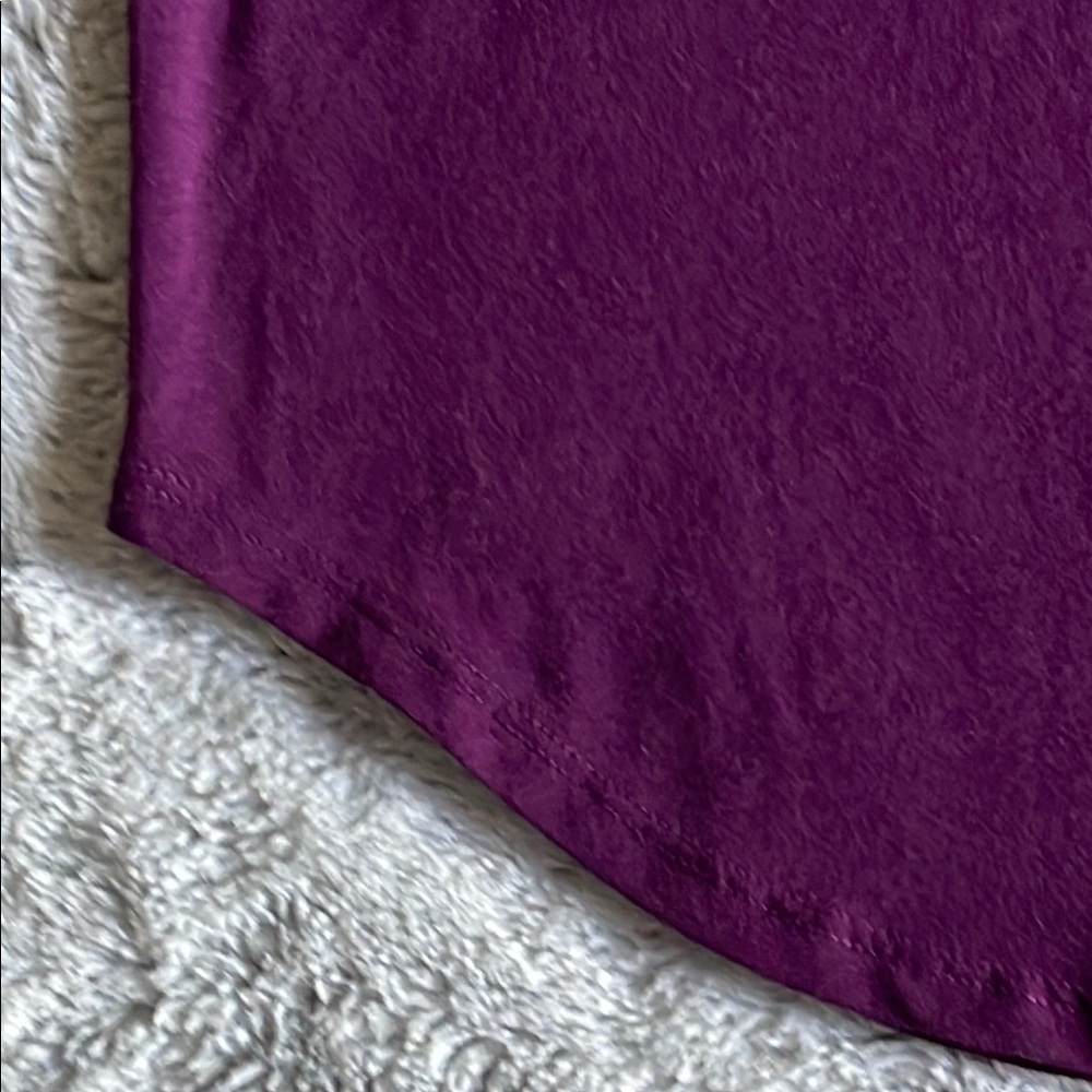 Zenana Premium Women's Plum V-Neck Top Sz - Picture 4 of 4